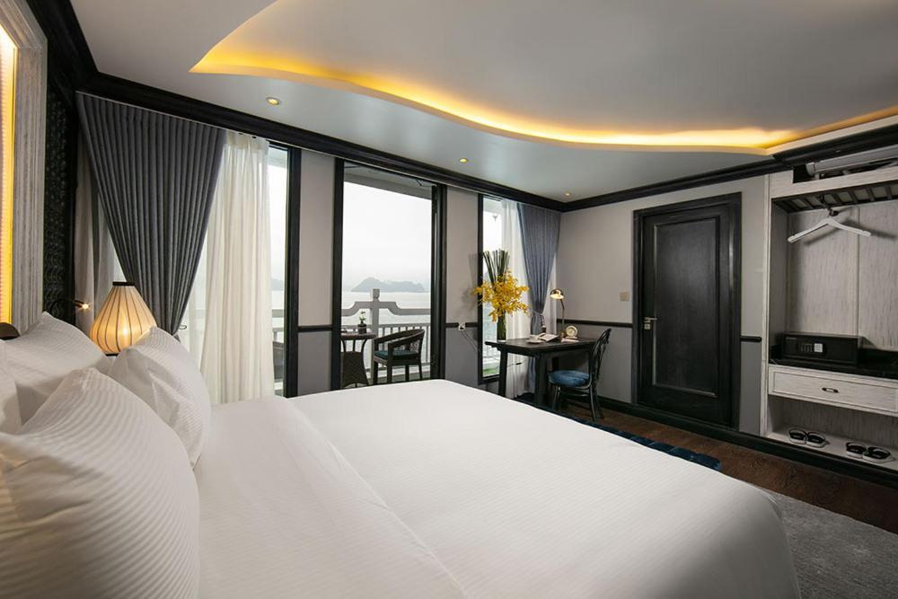 Hotel Madeline Cruises Ha Long Exterior foto